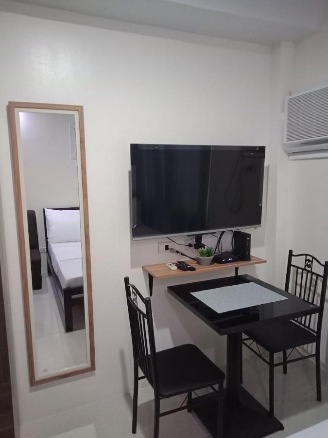Cozy 1233 The Persimmon Studio Near Sm And Ayala Cebu Extérieur photo